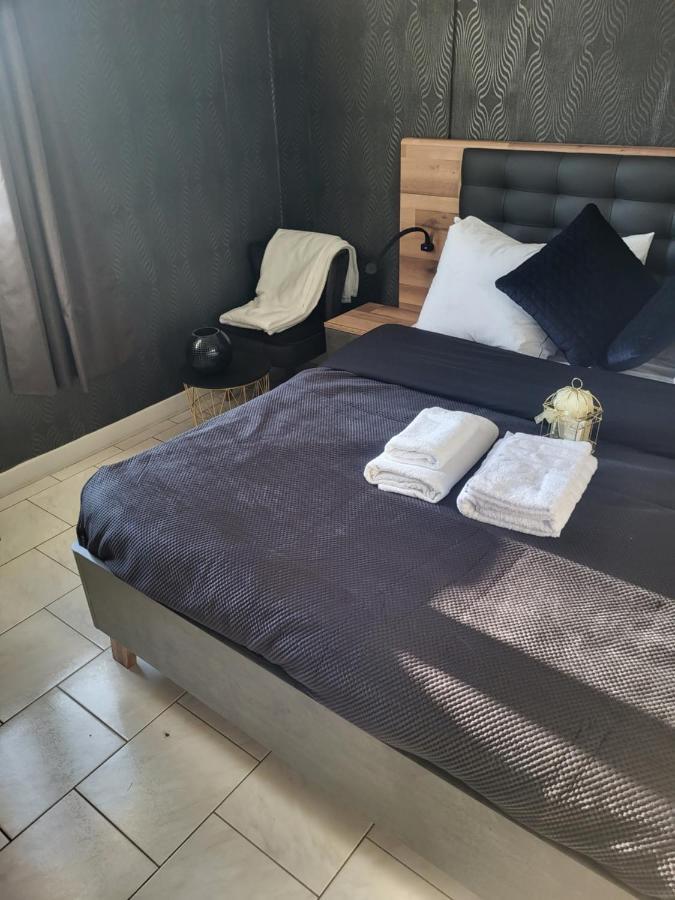 Akwaba Chez Ouli Hotel Levens Kültér fotó