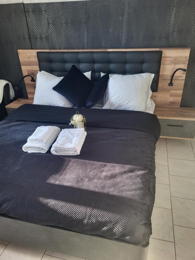 Akwaba Chez Ouli Hotel Levens Kültér fotó