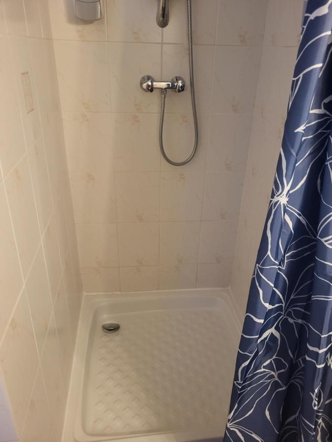 Akwaba Chez Ouli Hotel Levens Kültér fotó