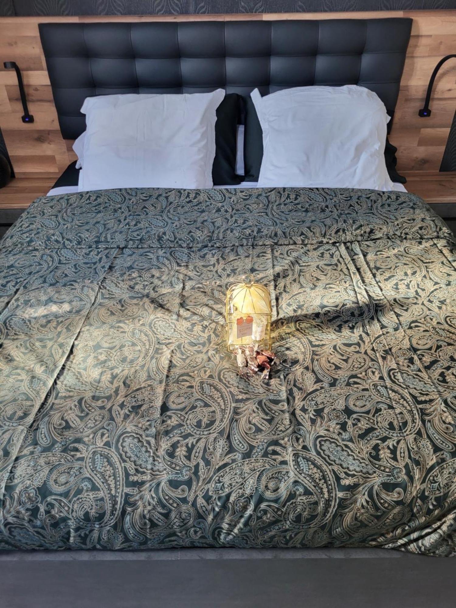 Akwaba Chez Ouli Hotel Levens Kültér fotó